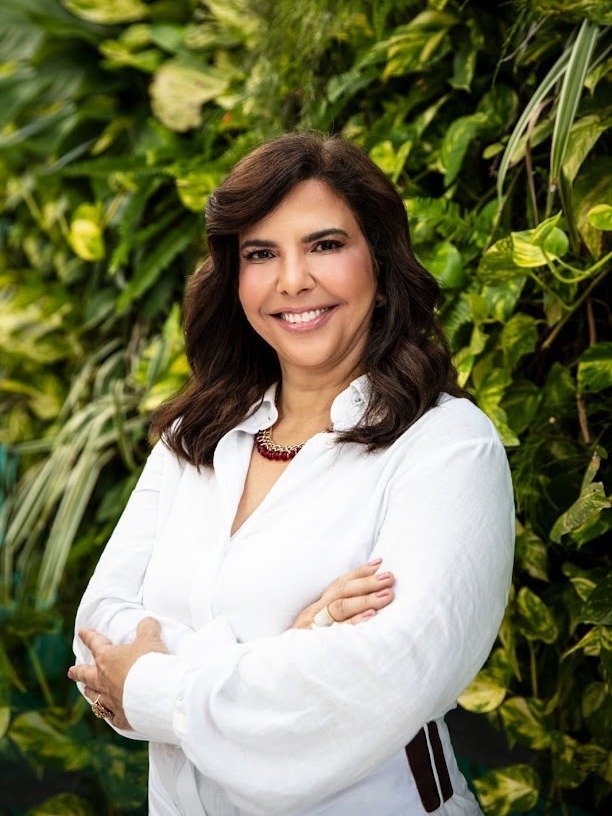 Dra. Virna Frota, terapeuta ocupacional e fundadora do Viva Alegre